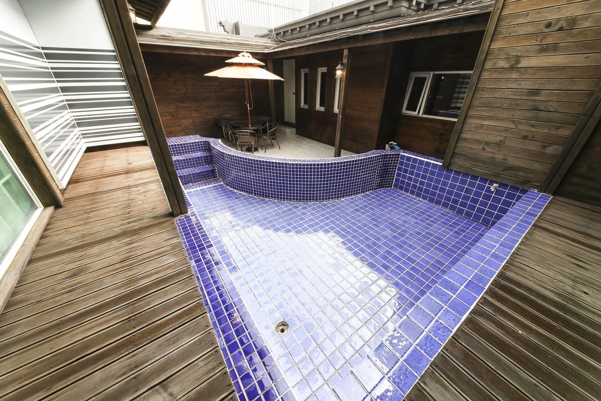Almond Hotel Gupo Station Busan Exterior foto