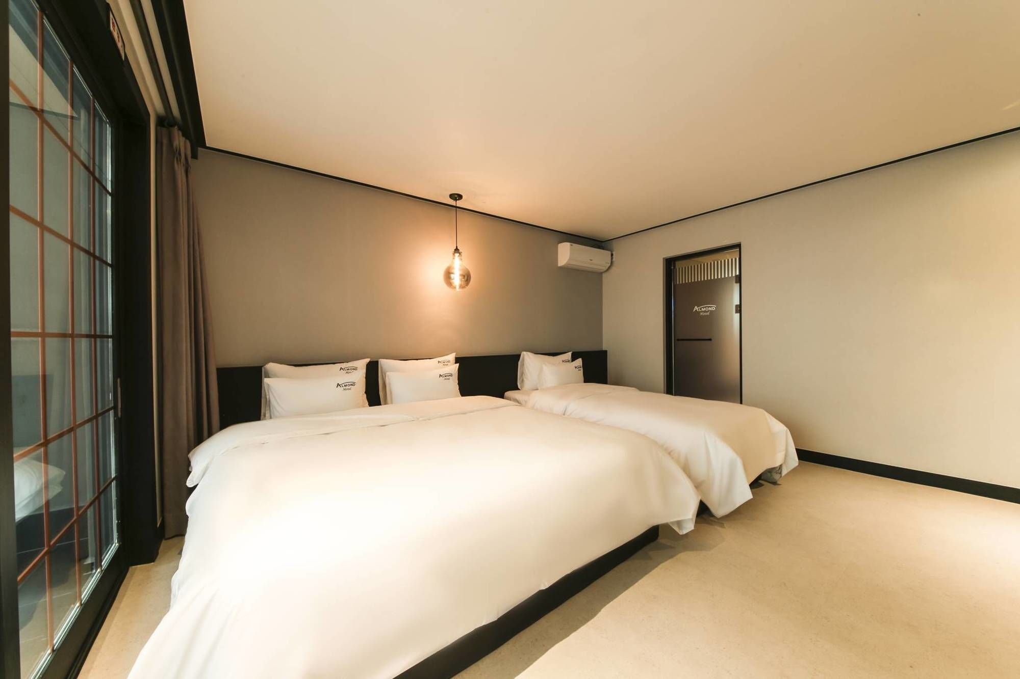 Almond Hotel Gupo Station Busan Exterior foto
